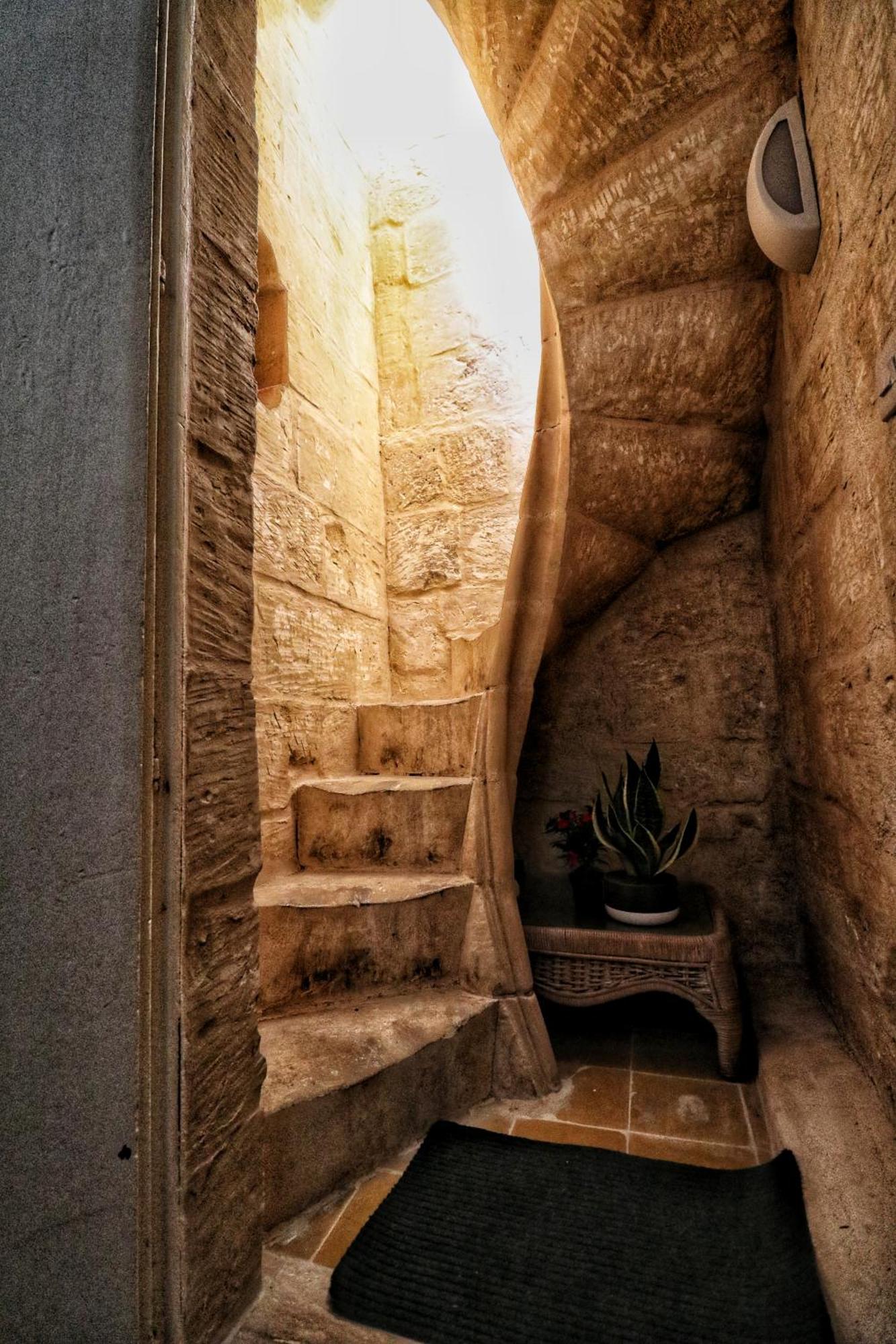 The Knight - Heritage & Art Home At Birgu Square Εξωτερικό φωτογραφία