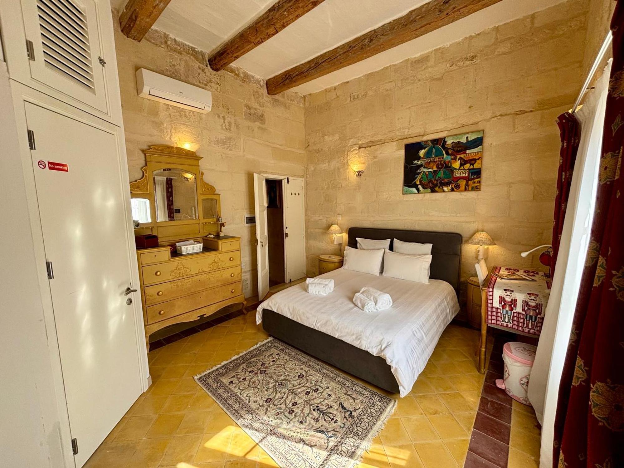 The Knight - Heritage & Art Home At Birgu Square Εξωτερικό φωτογραφία