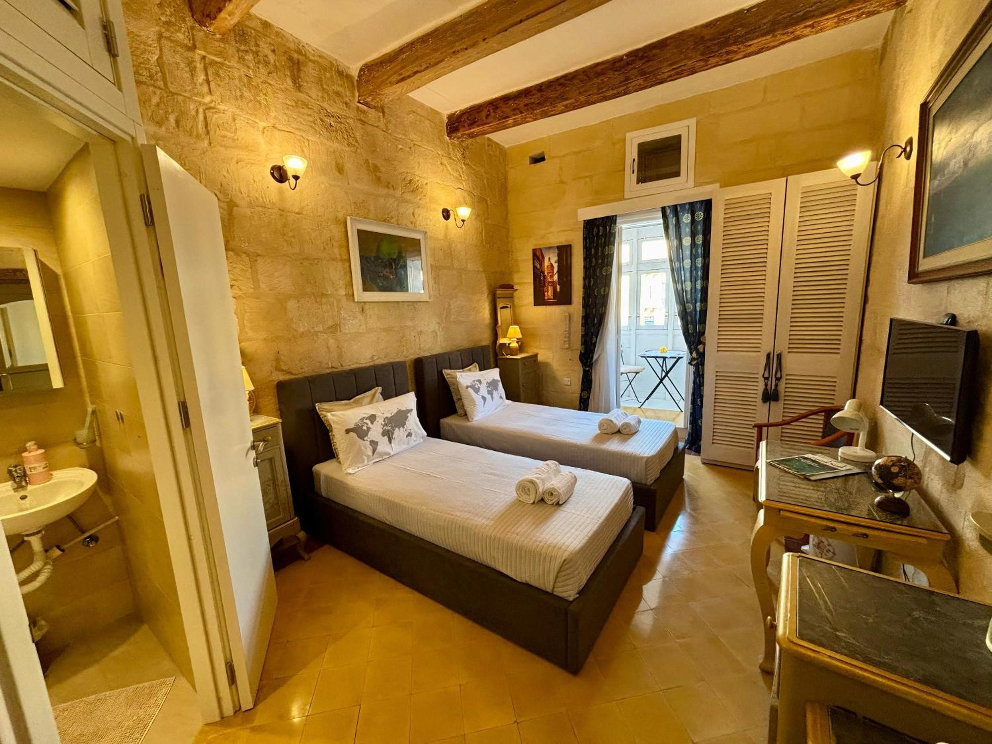 The Knight - Heritage & Art Home At Birgu Square Εξωτερικό φωτογραφία